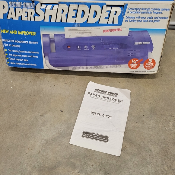 Paper Shredder - Picture 2 of 3